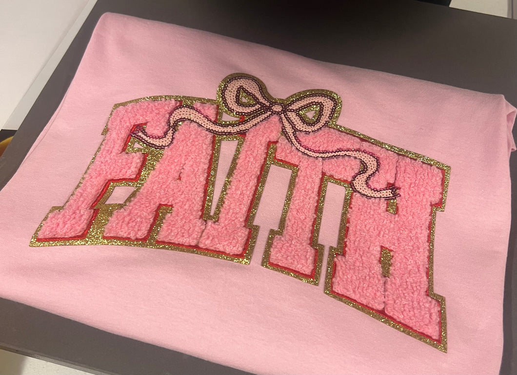 Faith patch tshirt